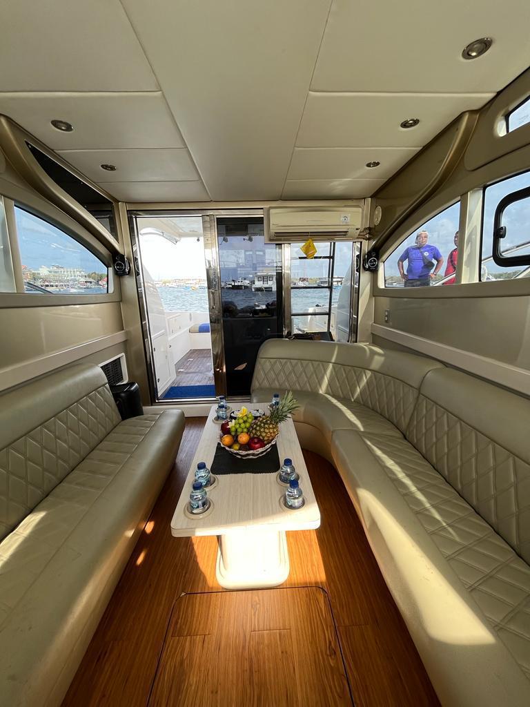 Private Yacht Tour